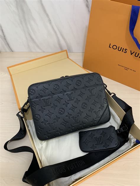 louis vuitton duo messenger bag.